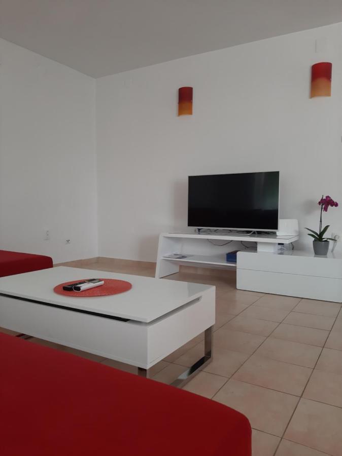 Apartments Cherry Gornji Karin Exterior foto